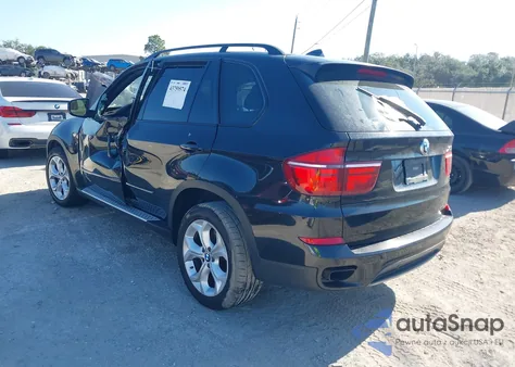 2013 BMW X5 xDrive50I z USA, uszkodzony, nr VIN 5UXZV8C57D0C15722